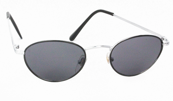 Oval metal solbrille i sort og sølv